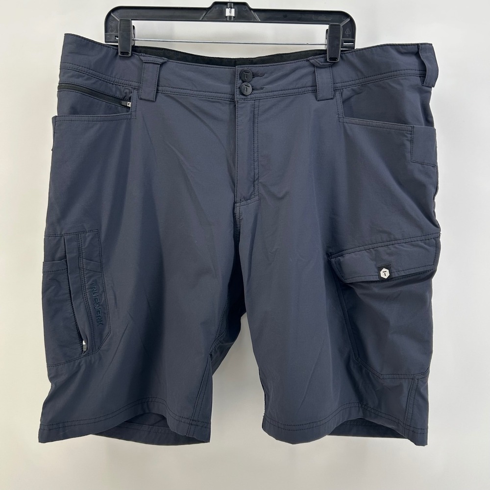 Truewerk T1 Werkshorts Mens 40 Long Dark Gray Technical Cargo Work Shorts